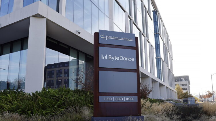 TikTok finalizza la separazione delle sua attività americane