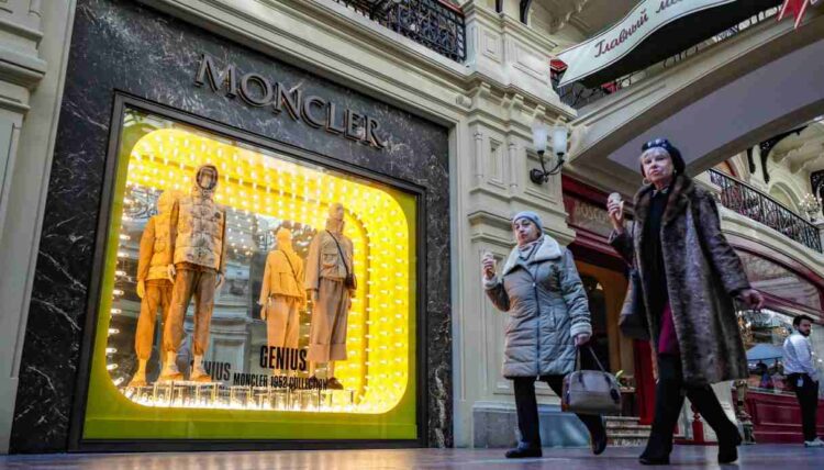 Moncler cambia il CEO: Ruffini cede il testimone a Rongone