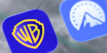 Paramount annuncia l’acquisto di Warner Bros