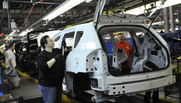 Riparare l’auto è sempre più difficile in Italia, 8.400 officine sparite in 10 anni