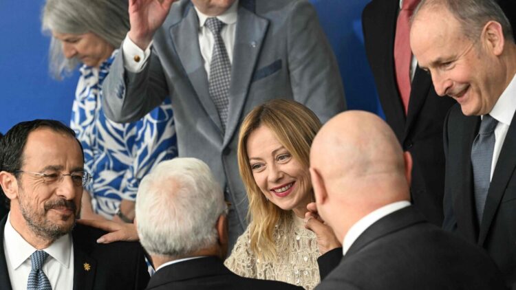 Meloni frena sul disgelo con Donald, ‘un errore Putin al G20’