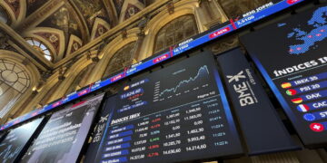 Mercati con il fiato sospeso, occhi su petrolio e gas