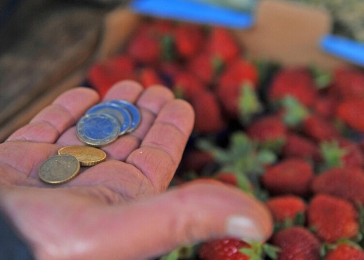 L’inflazione balza all’1,7%, primi effetti del conflitto