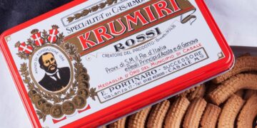 I biscotti Krumiri Rossi venduti all’azienda piemontese Compagnia del Gusto