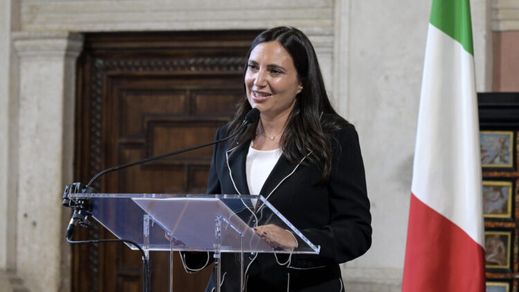 Gli industriali under40: ‘Giovani bloccati. Tagliare l’Irpef per 5 anni’