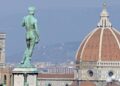 Codacons, i prezzi ‘pazzi’ dell’estate: 300mila euro per un alloggio a Firenze