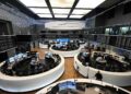Le Borse europee chiudono la settimana in verde sulle speranze di pace
