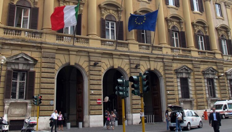 Aste dei titoli di Stato, 19,25 miliardi raccolti tra il 24 e il 26 giugno: i rendimenti