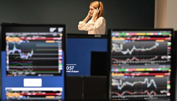 Le Borse chiudono deboli,  regge Milano. Prosegue l’incertezza sul Medio Oriente