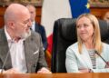 ‘Gli ignoranti votano a destra’, Bonaccini nella bufera. Meloni lo attacca