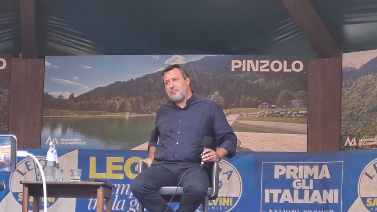 Salvini: ‘Pronto a condividere le mie responsabilità ma meno chiacchiere’
