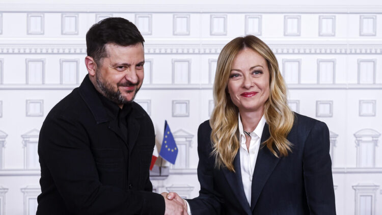 Generatori e mezzi antiaerei, nuovi aiuti dell’Italia a Kiev